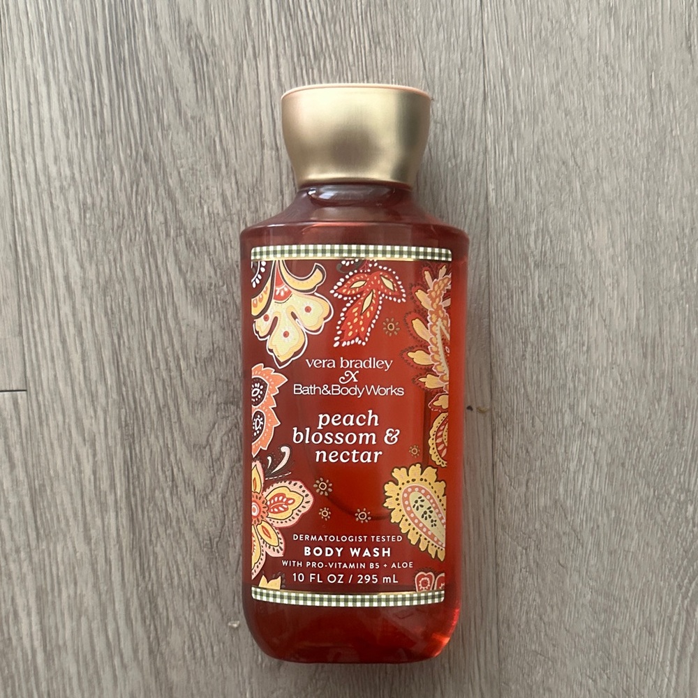 Peach Blossom & Nectar Body Wash - Peach - SOLD OUT IN STORES